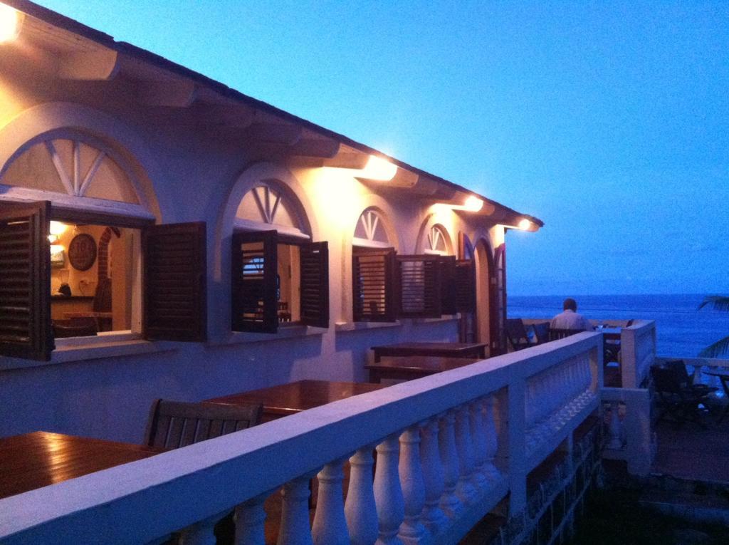 Round House Hotel Bathsheba Exterior photo