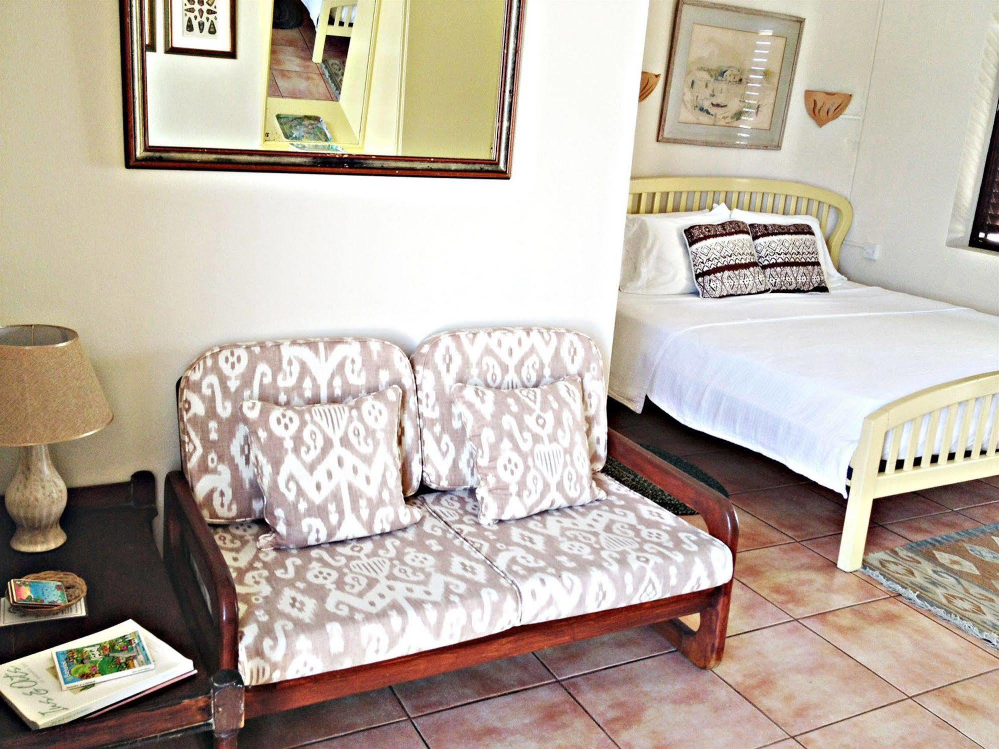 Round House Hotel Bathsheba Exterior photo